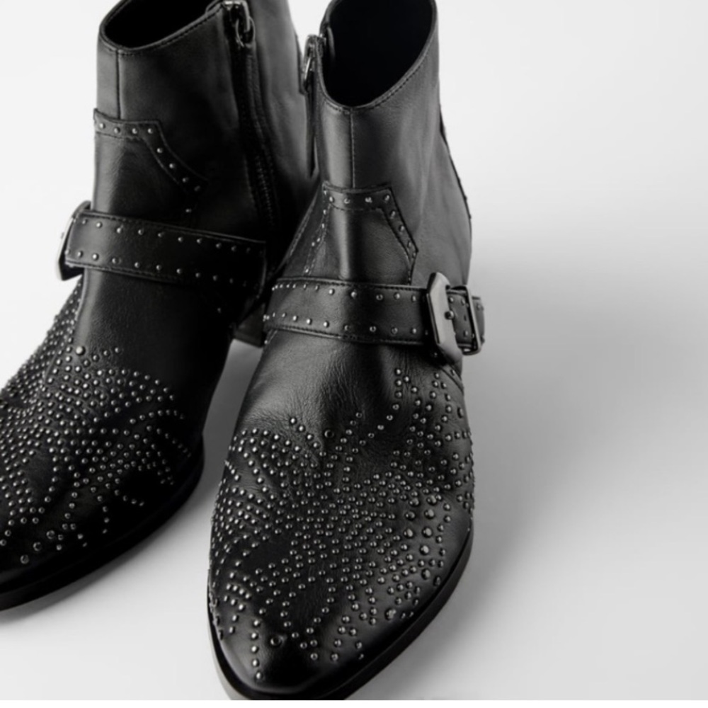 Zara Genuine Leather Embellished Studded Ankle Boot Givenchy 39/8.0 Bloggers